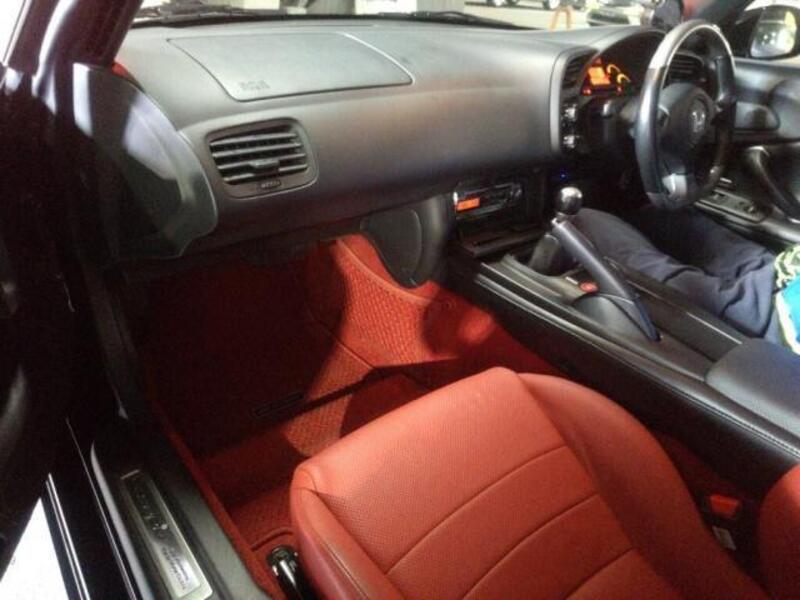 S2000