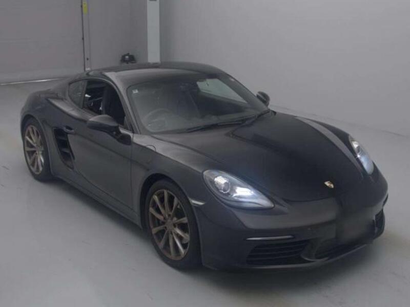 PORSCHE 718 CAYMAN