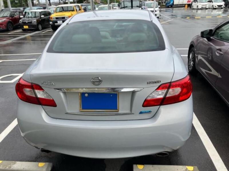 FUGA HYBRID
