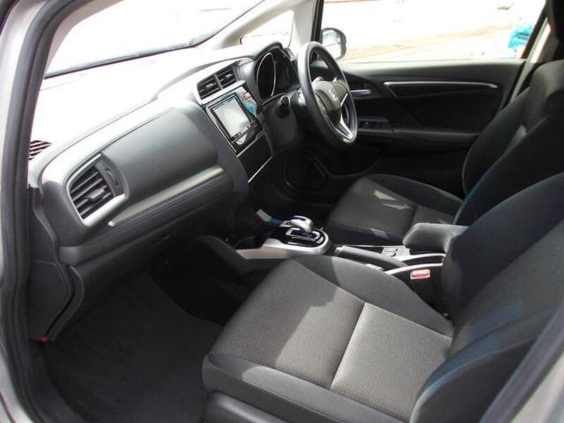 FIT HYBRID