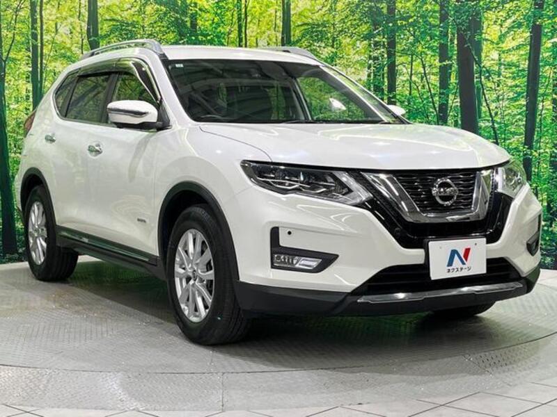 X-TRAIL
