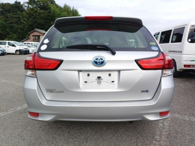 COROLLA FIELDER