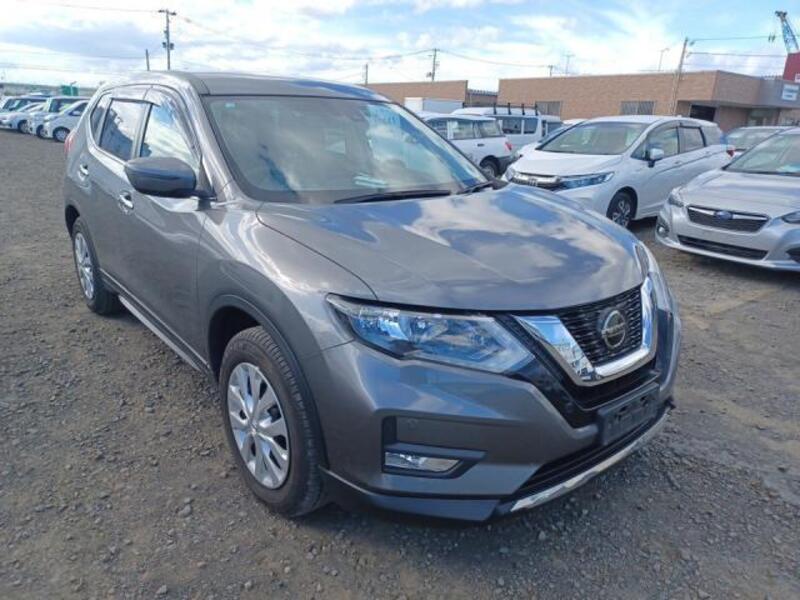 X-TRAIL