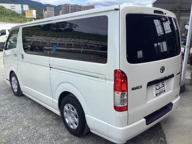 HIACE VAN