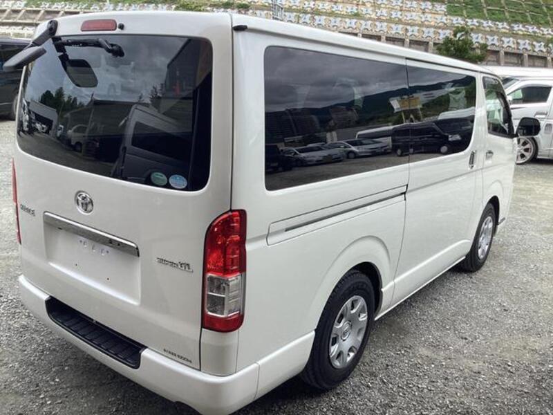 HIACE VAN