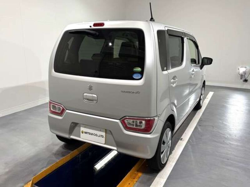 WAGON R