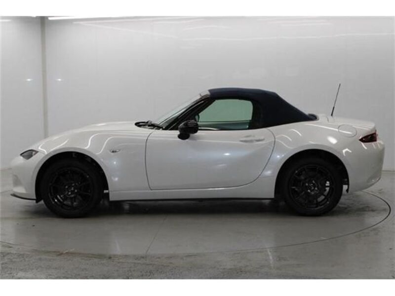 ROADSTER