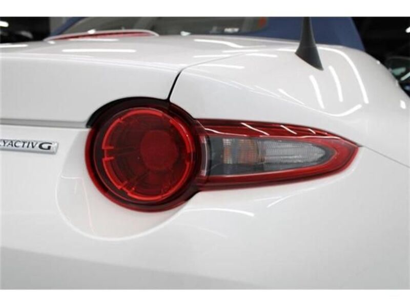 ROADSTER