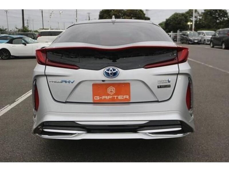 PRIUS PHV