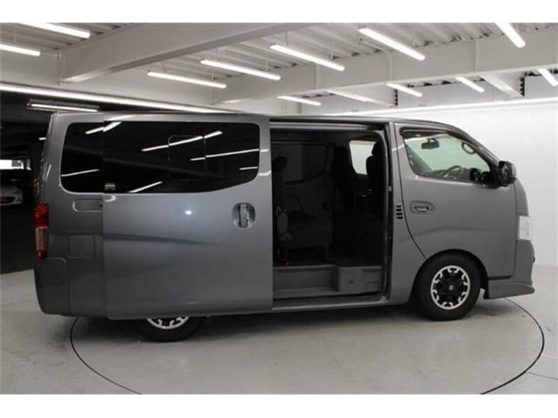 NV350 CARAVAN