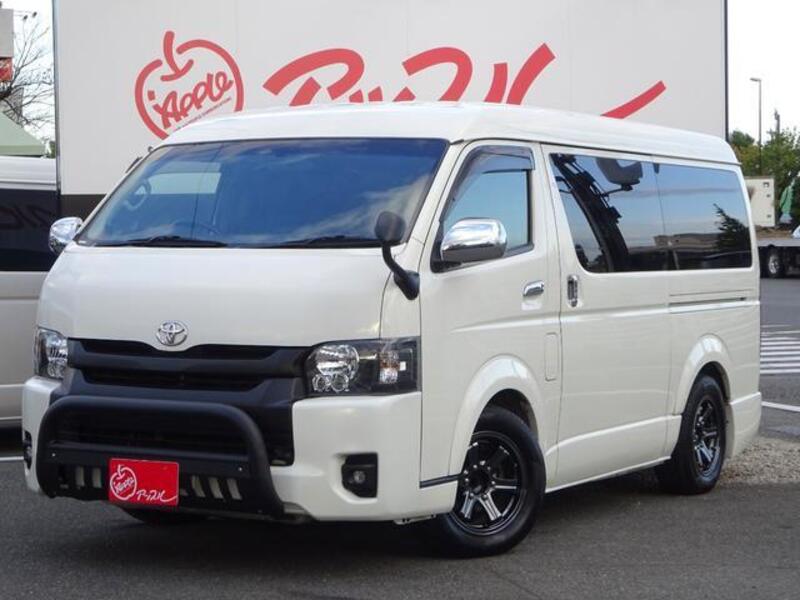 TOYOTA HIACE WAGON