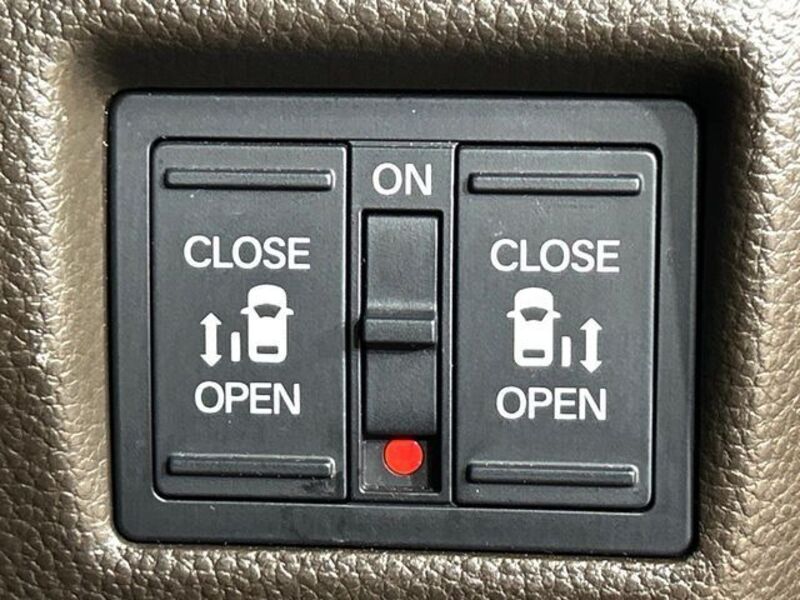N BOX