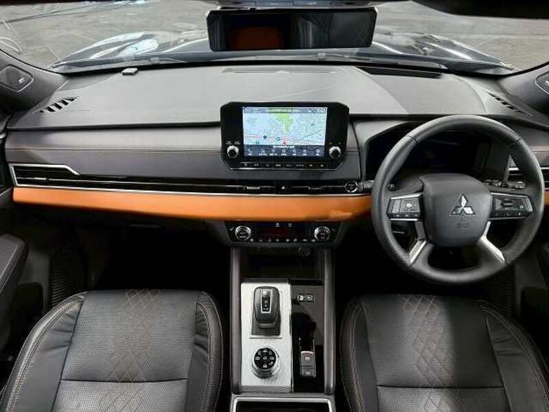 OUTLANDER PHEV