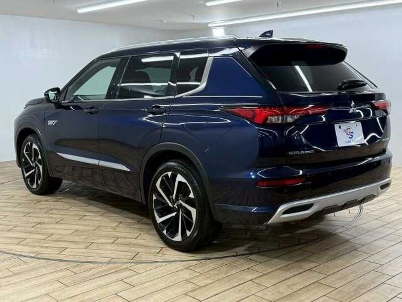 OUTLANDER PHEV