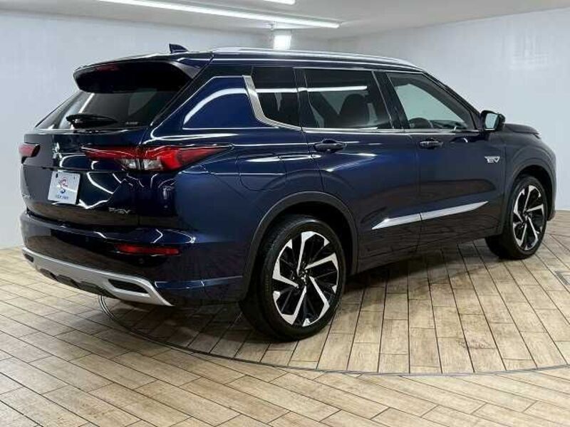 OUTLANDER PHEV