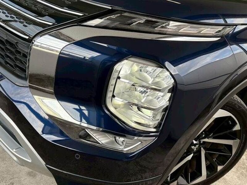 OUTLANDER PHEV