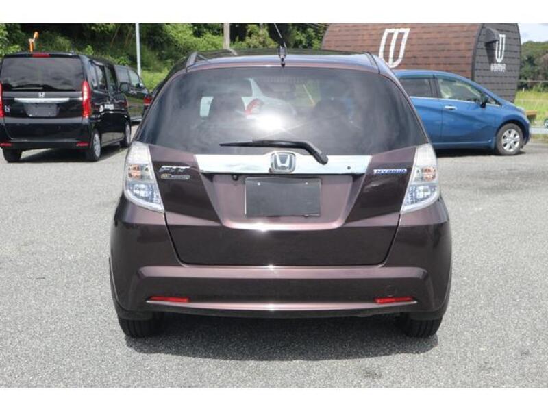 FIT HYBRID