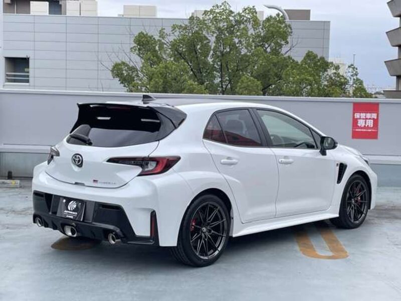 GR COROLLA