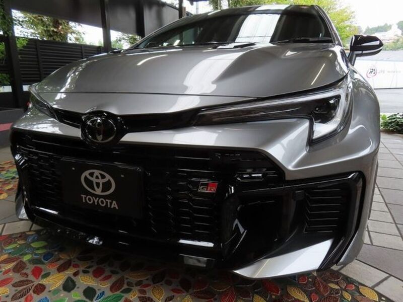 TOYOTA GR COROLLA