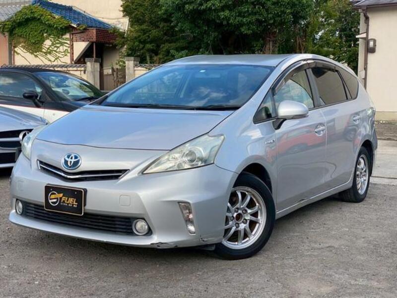 PRIUS ALPHA