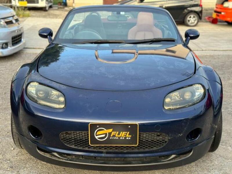 ROADSTER
