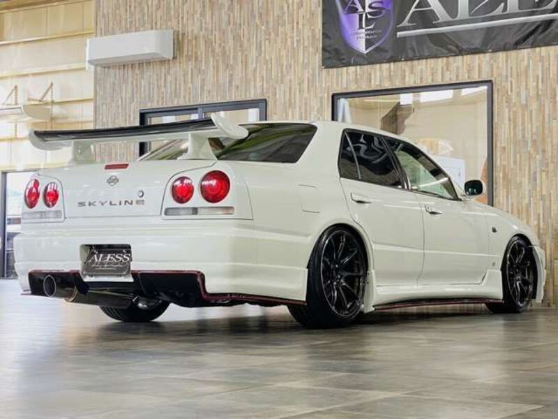 SKYLINE