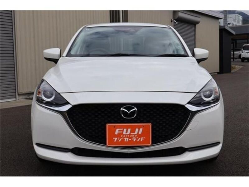 MAZDA2