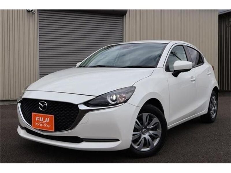 MAZDA2