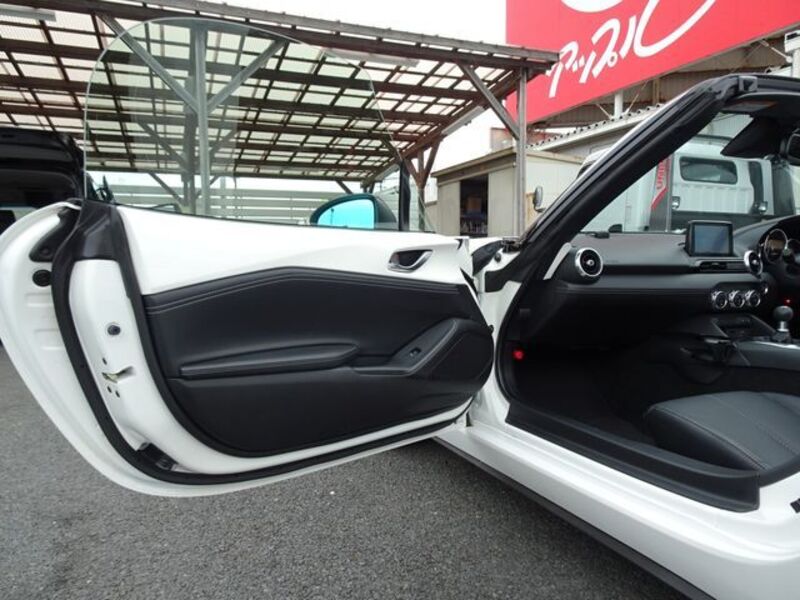 ROADSTER