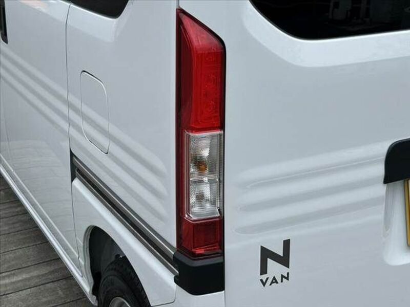 N-VAN
