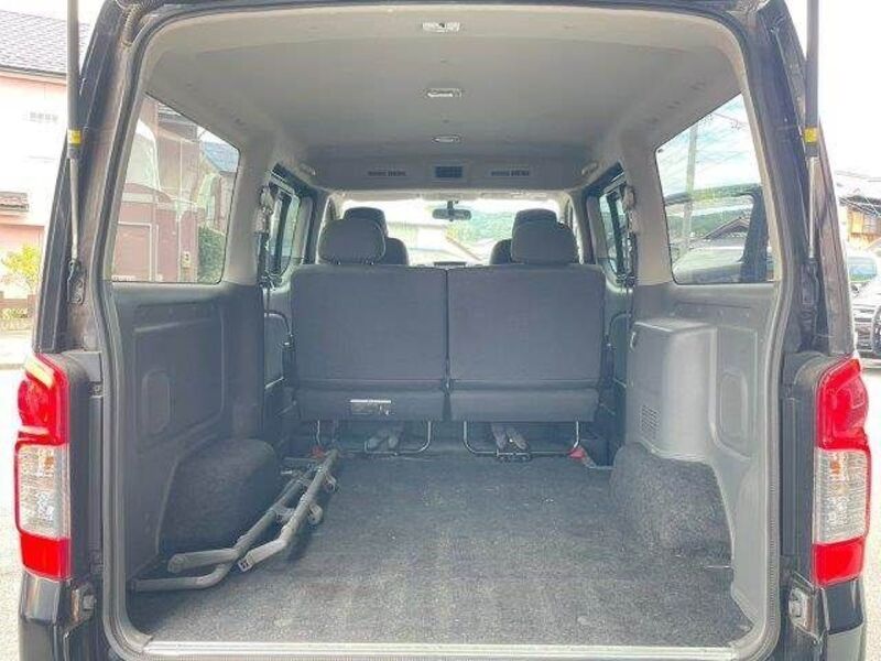 NV350 CARAVAN