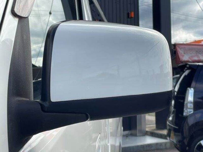 NV350 CARAVAN