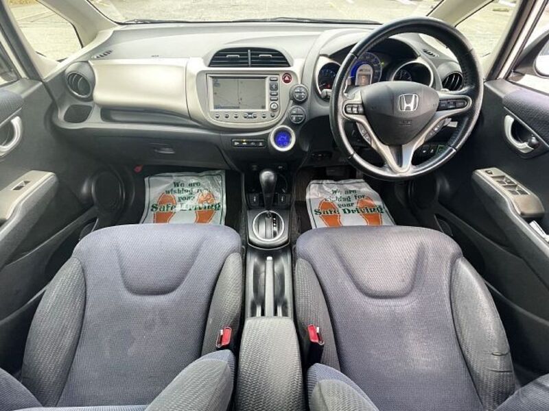 FIT HYBRID