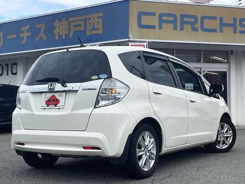 FIT HYBRID