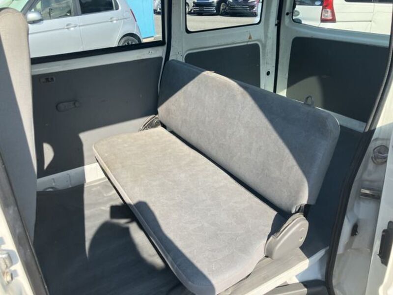 MINICAB VAN