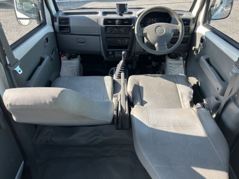 MINICAB VAN