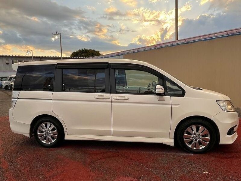 STEPWAGON SPADA
