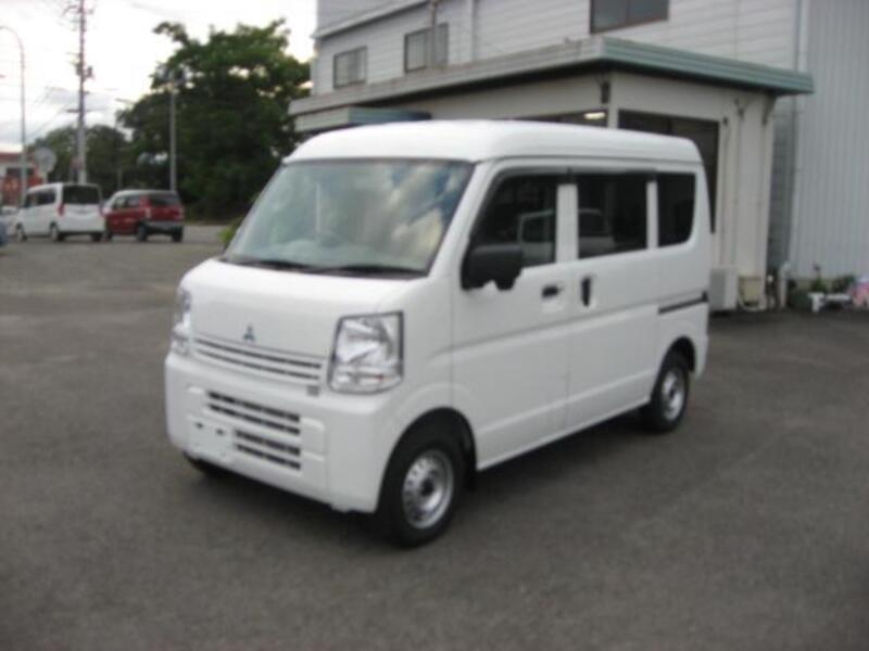 MITSUBISHI MINICAB VAN
