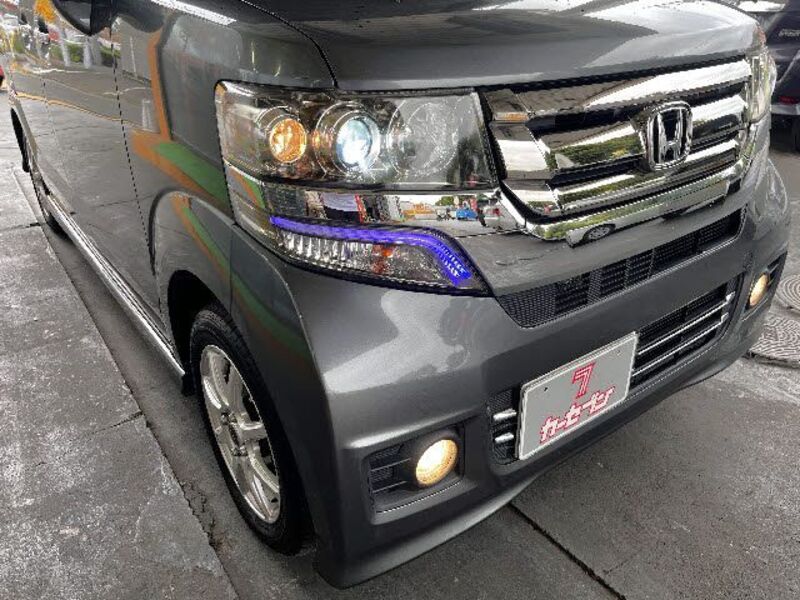 N BOX CUSTOM