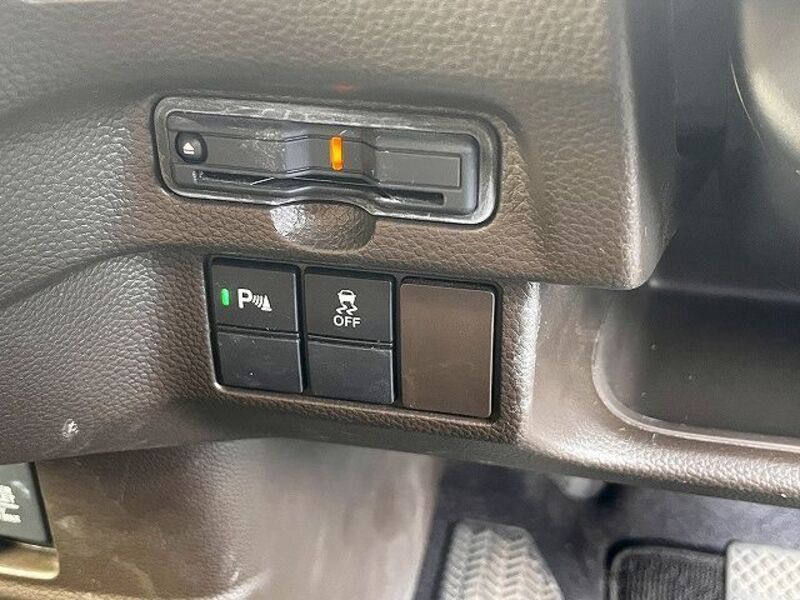 N BOX