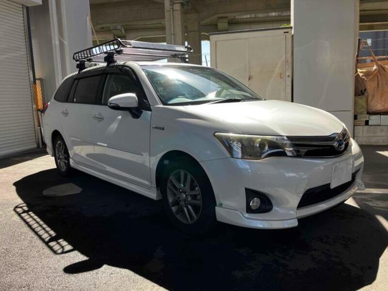 COROLLA FIELDER