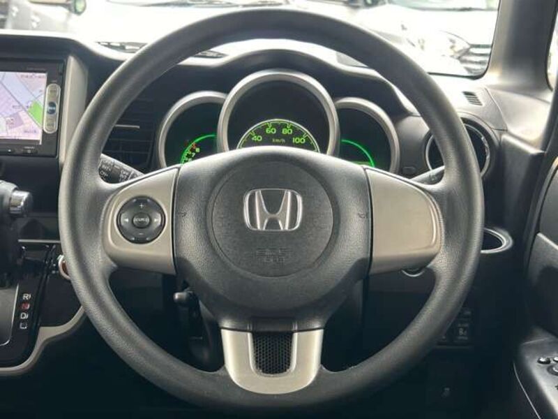 N BOX