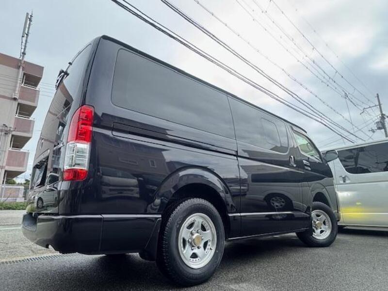 HIACE VAN