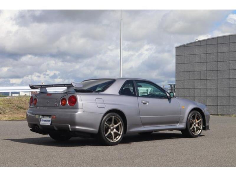 SKYLINE
