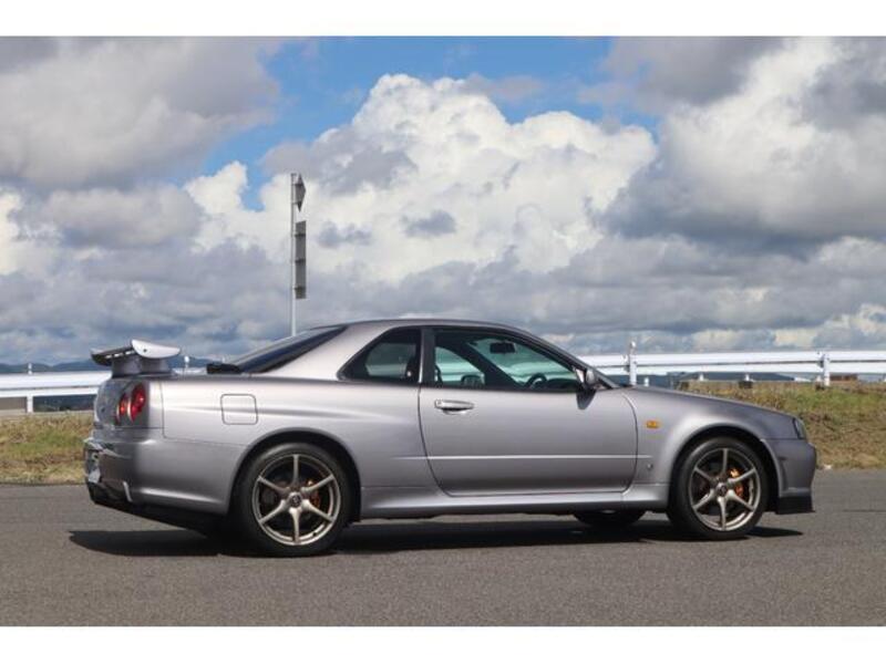 SKYLINE