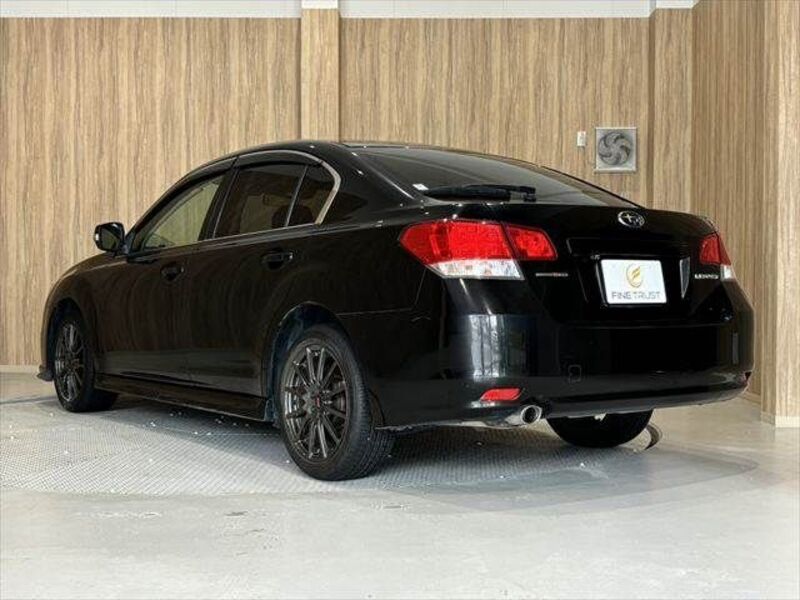 LEGACY B4