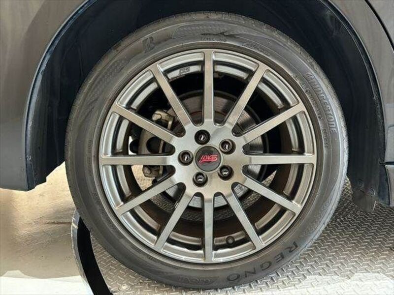 LEGACY B4