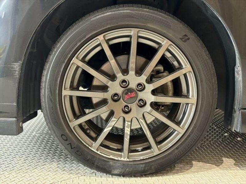 LEGACY B4