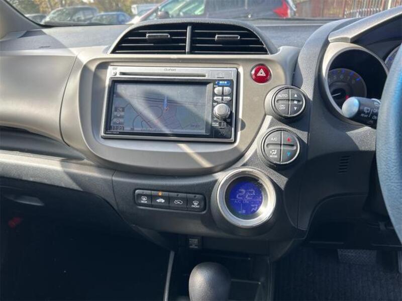 FIT HYBRID