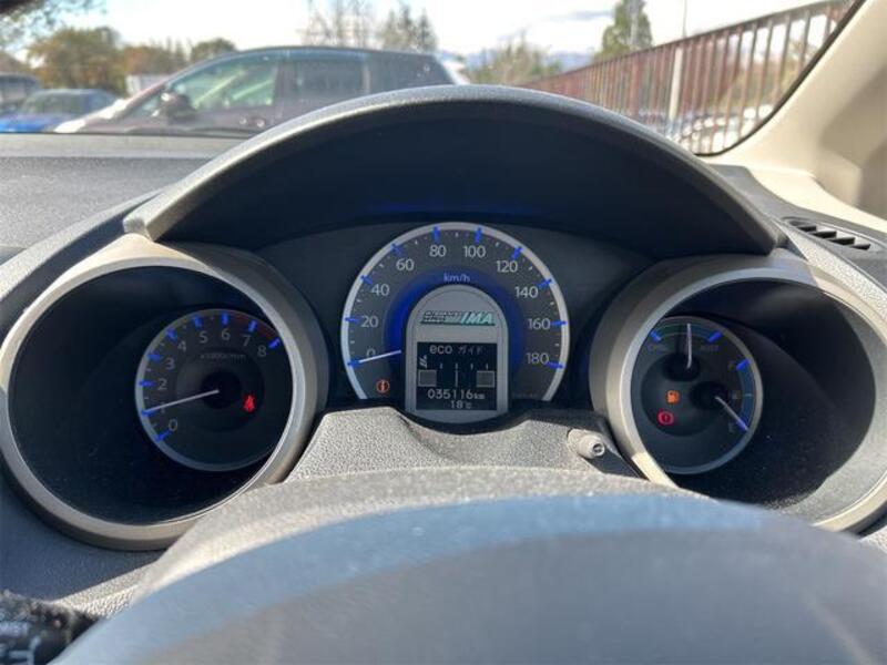 FIT HYBRID